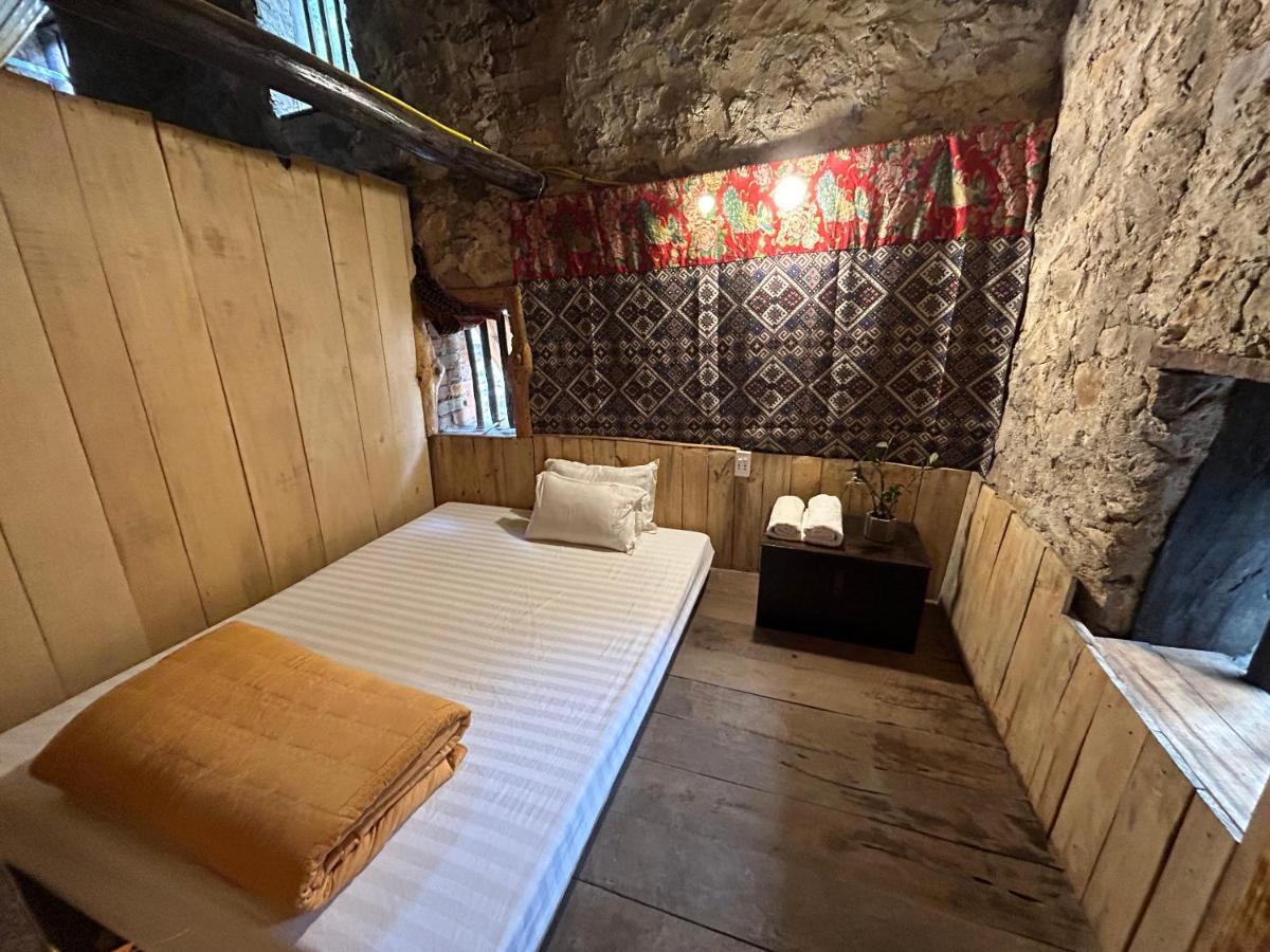 קאו באנג A Sy Ban Gioc Homestay - Lang Da Khuoi Ky מראה חיצוני תמונה