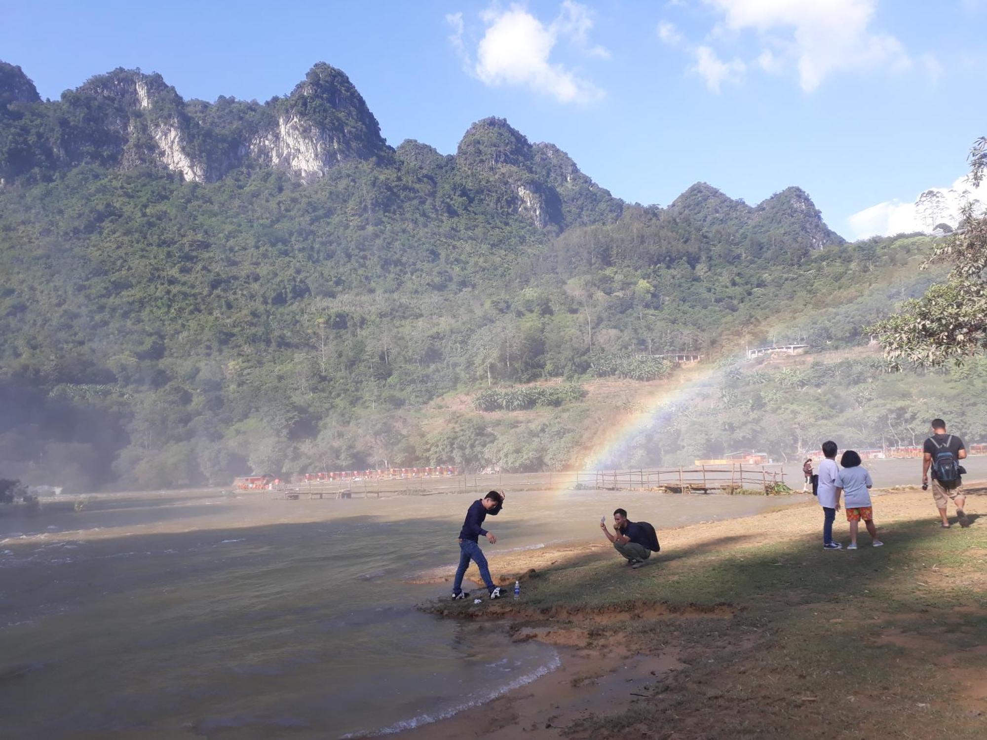 קאו באנג A Sy Ban Gioc Homestay - Lang Da Khuoi Ky מראה חיצוני תמונה